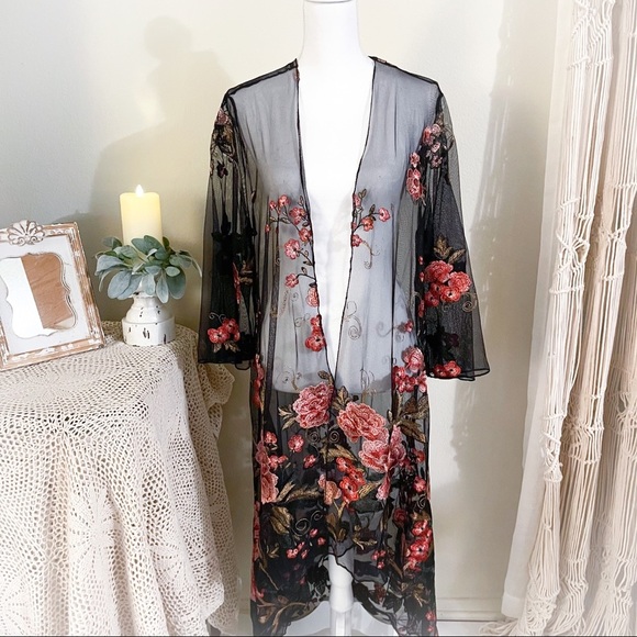 Band of Gypsies Sunset Sheer Embroidered Kimono In Black/ Rose - Picture 6 of 16